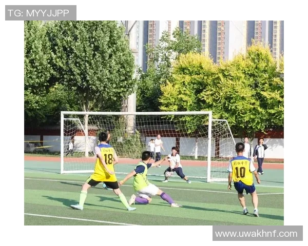 护士们的绿茵场上展现风采足球赛场上的白衣天使们