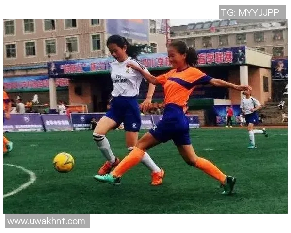 金华足球袜的品质与舒适性探讨以及对足球运动员表现的影响分析